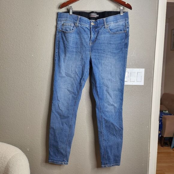 Torrid Bombshell Skinny Jeans - Picture 1 of 6